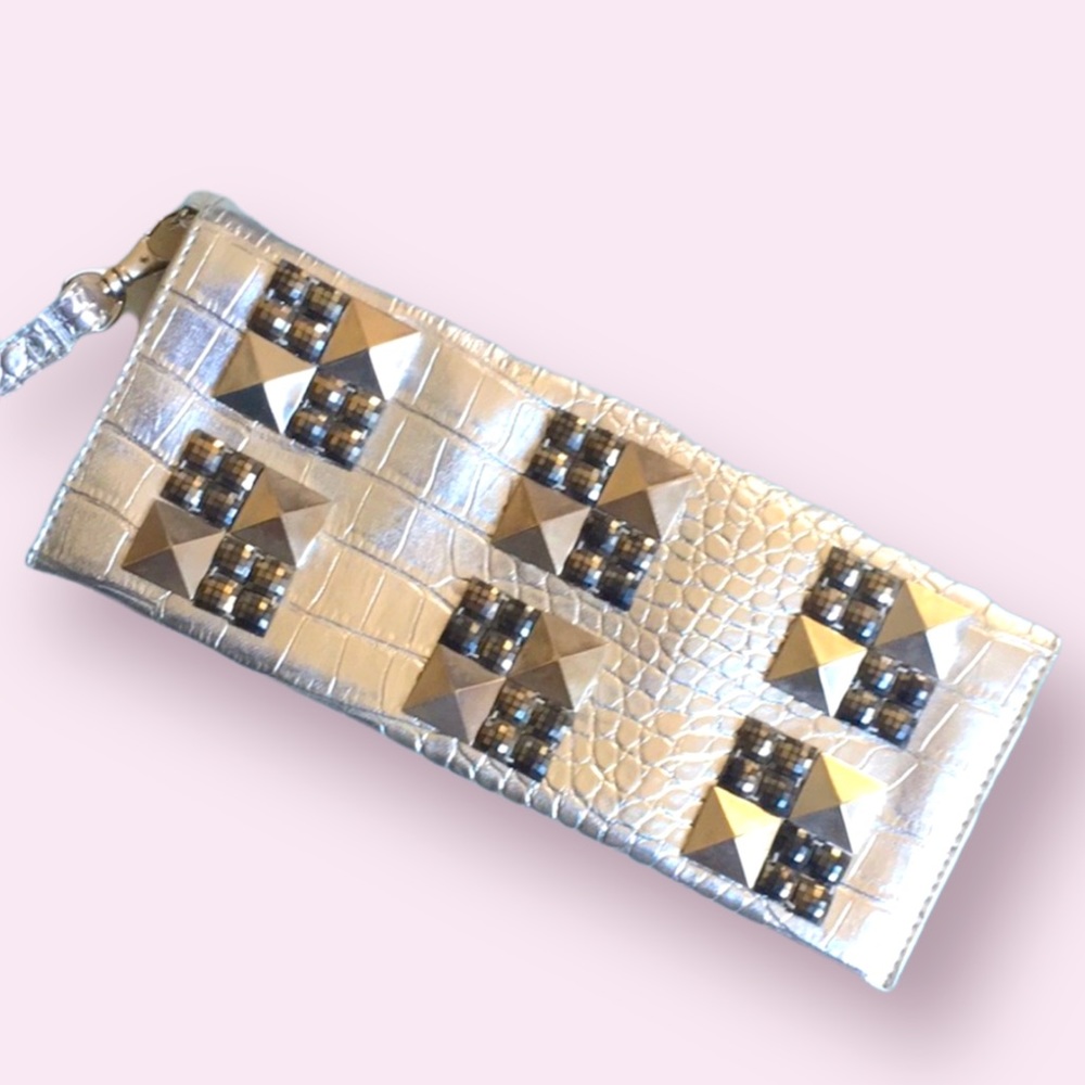 Millennium wristlet clutch